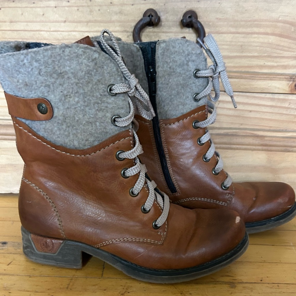 RIEKER Leather Lace Up Felt Lined Boots - Picture 1 of 7